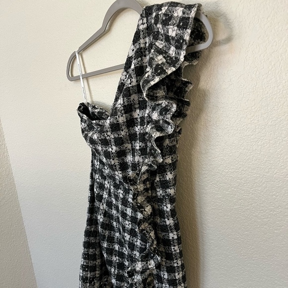 LOVERS AND FRIENDS x REVOLVE | Seana Mini Ruffle Dress in Black & Ivory | Size S - Picture 4 of 12